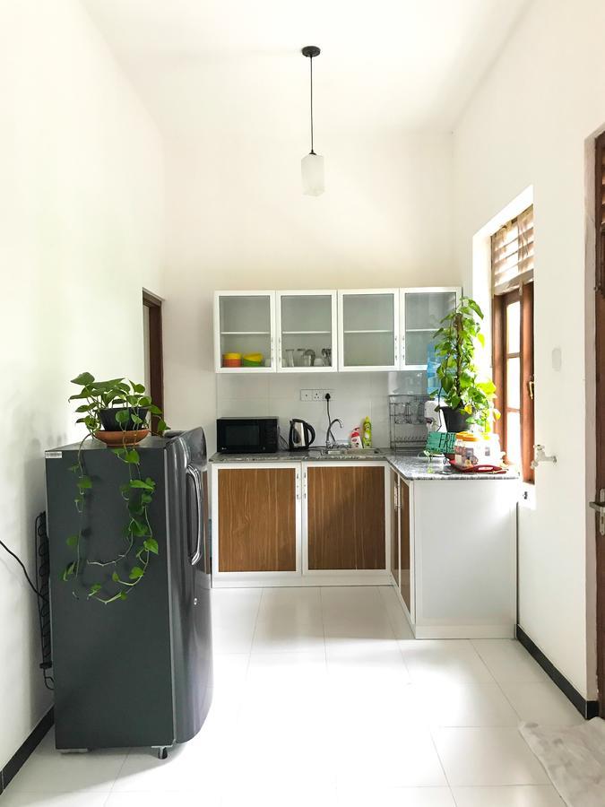 Bed & Bicycle Hostel Dehiwala-Mount Lavinia Luaran gambar
