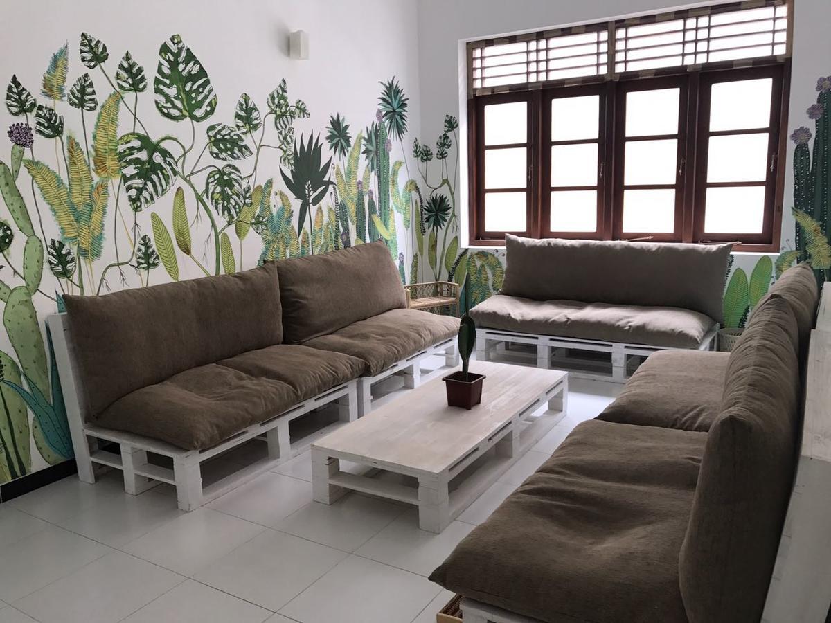 Bed & Bicycle Hostel Dehiwala-Mount Lavinia Luaran gambar