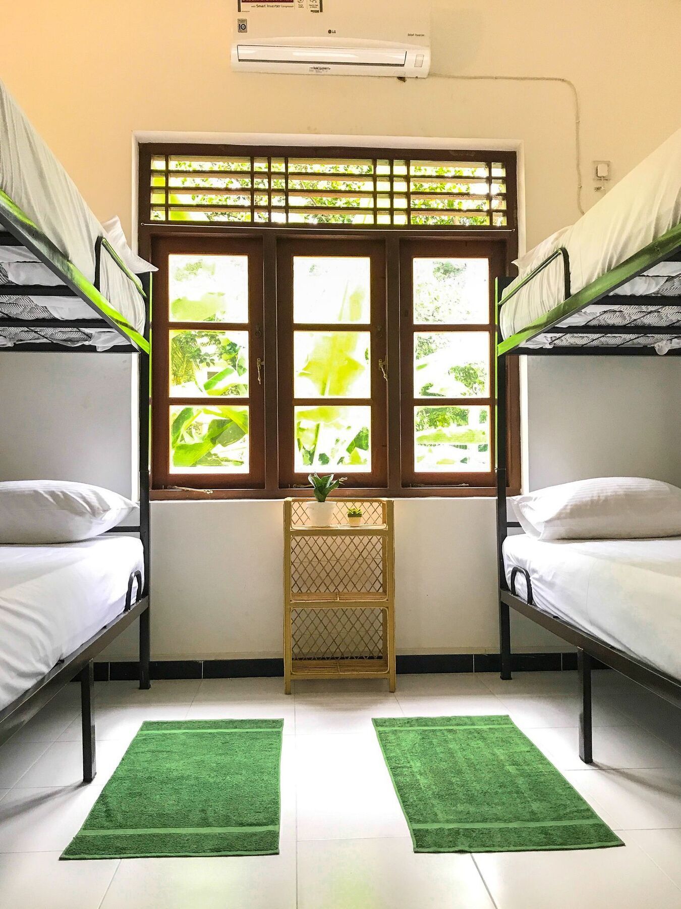 Bed & Bicycle Hostel Dehiwala-Mount Lavinia Luaran gambar